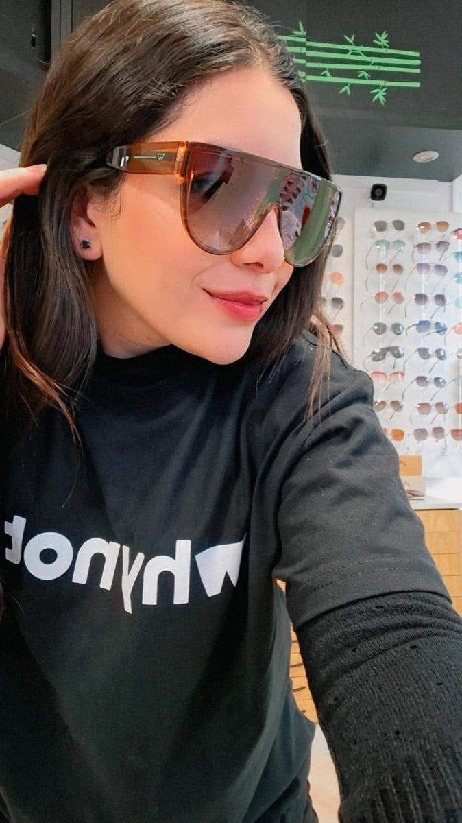 Cliente con anteojos WHYNOT?